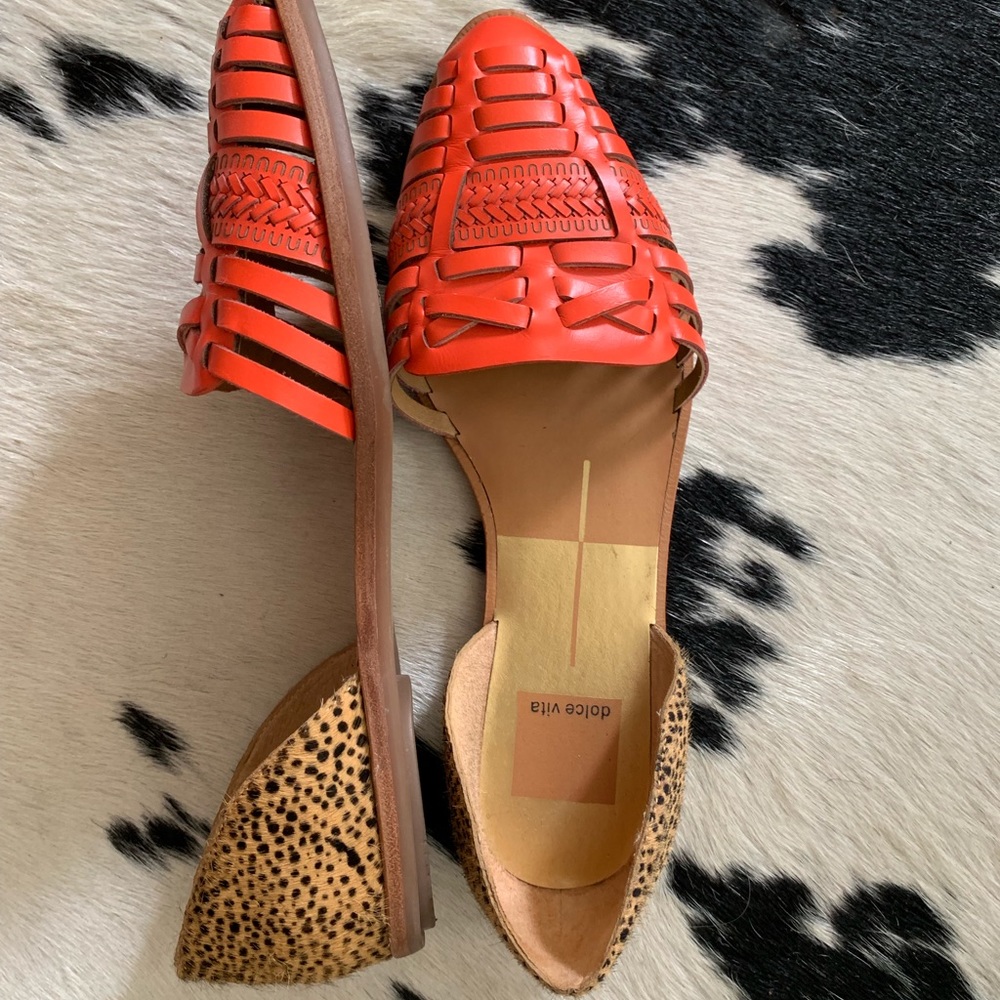 Dolce Vita Orange Animal Flats 6.5